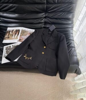 LV TOPS