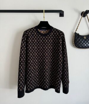 LV TOPS