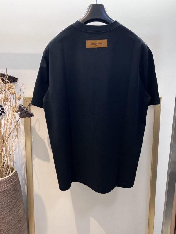 LV TSHIRT - Image 6
