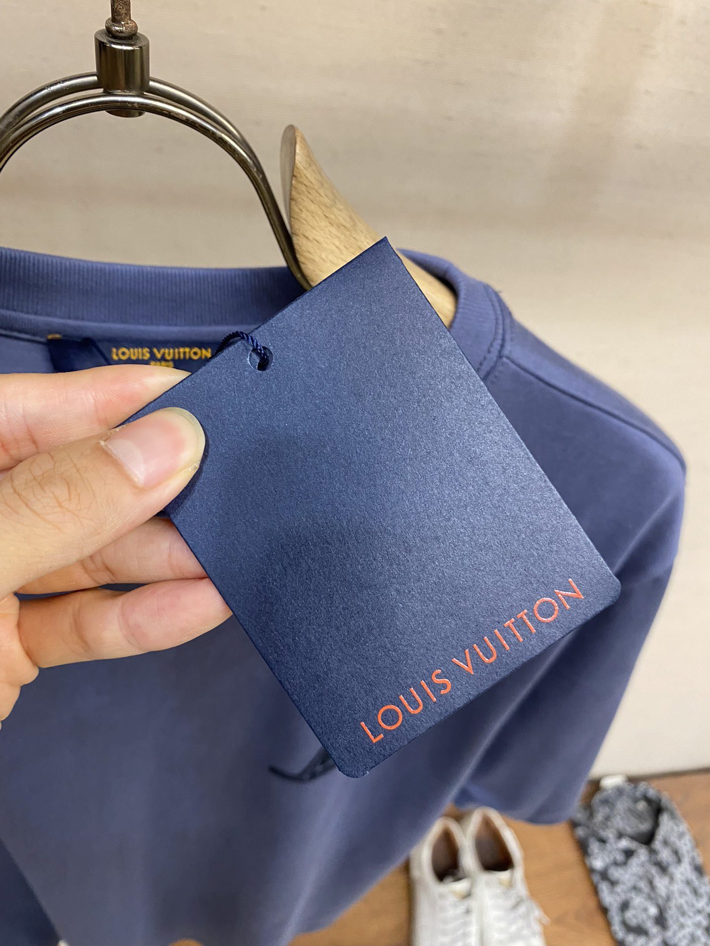 LV TSHIRT - Image 5