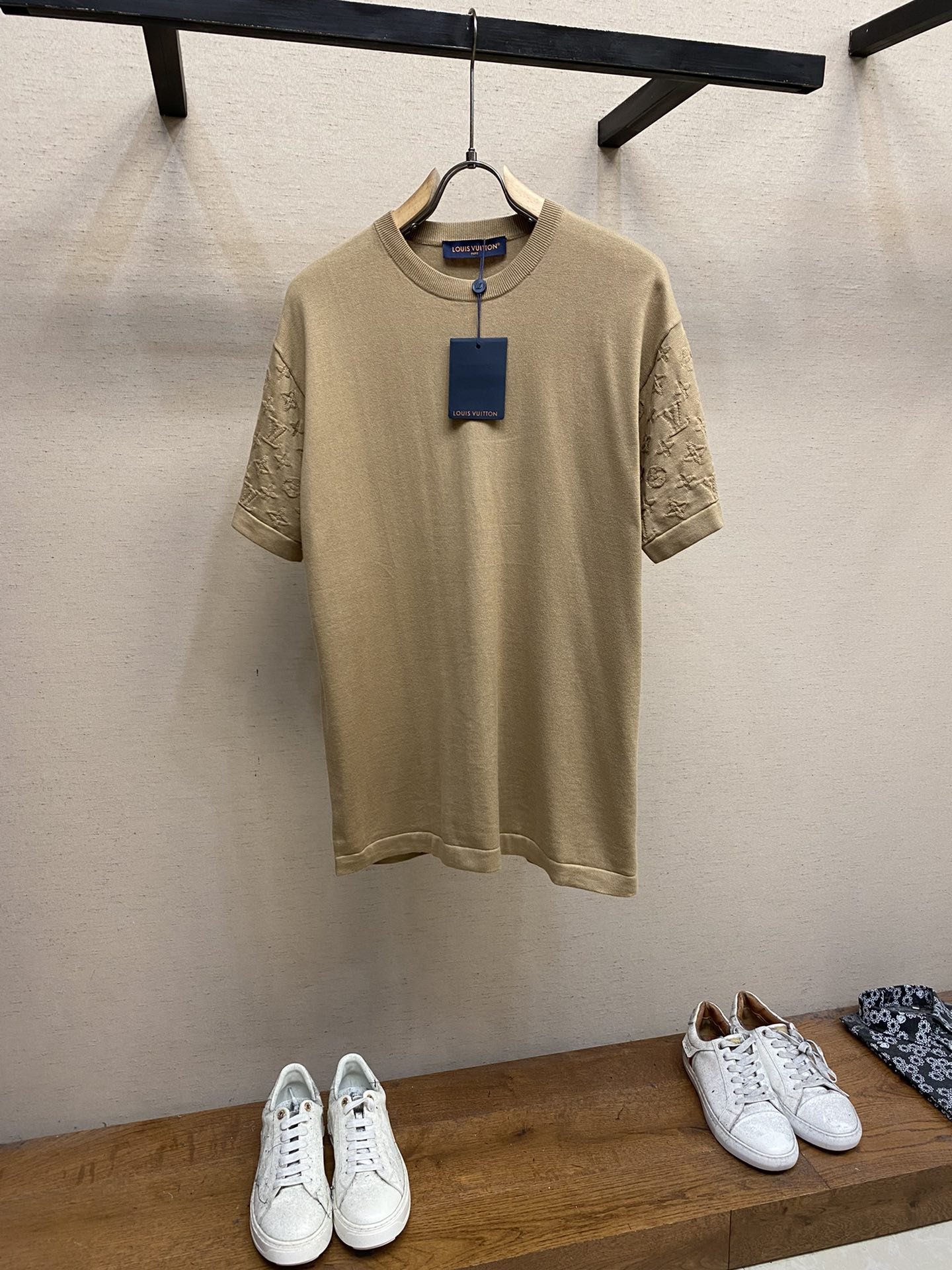 LV TSHIRT - Image 2