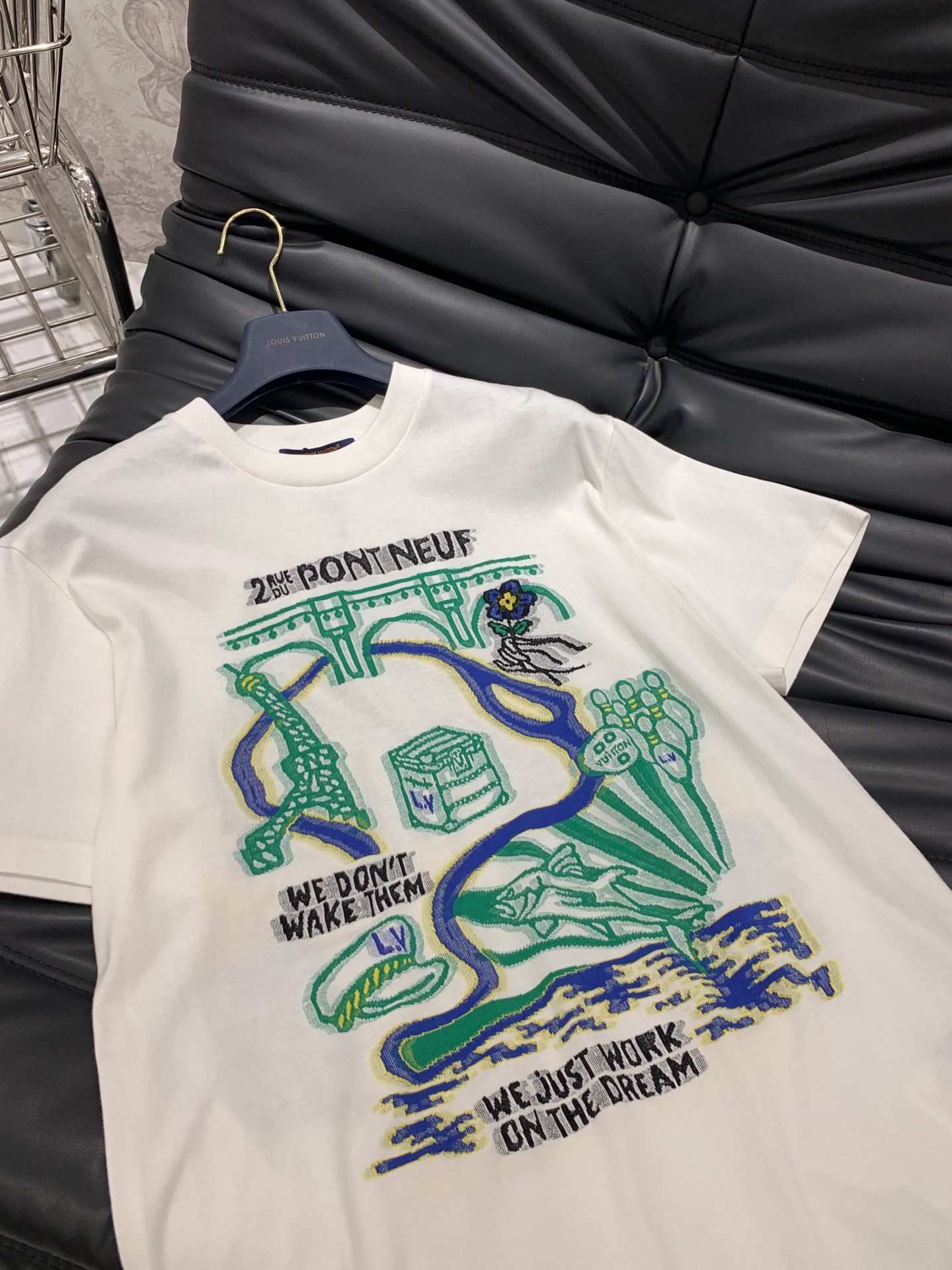 LV TSHIRT - Image 7