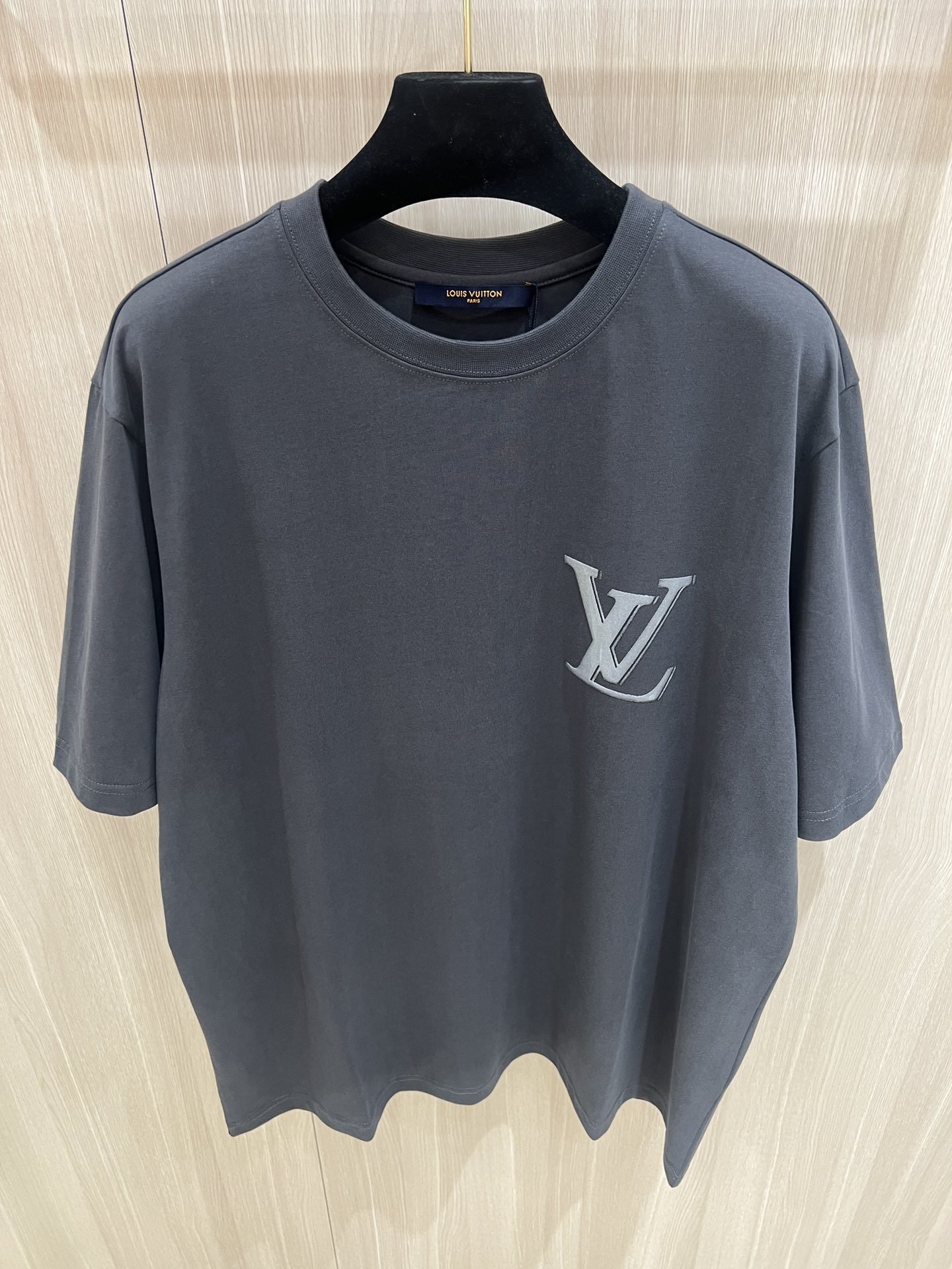 LV TSHIRT - Image 3
