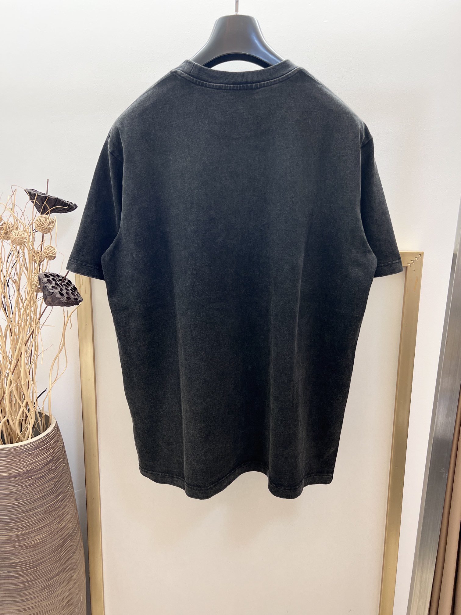 LV TSHIRT - Image 5