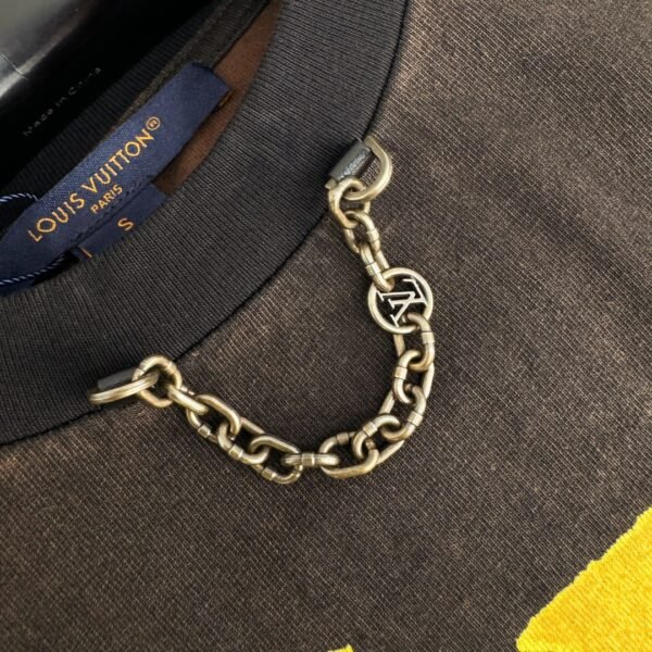 LV TSHIRT - Image 8