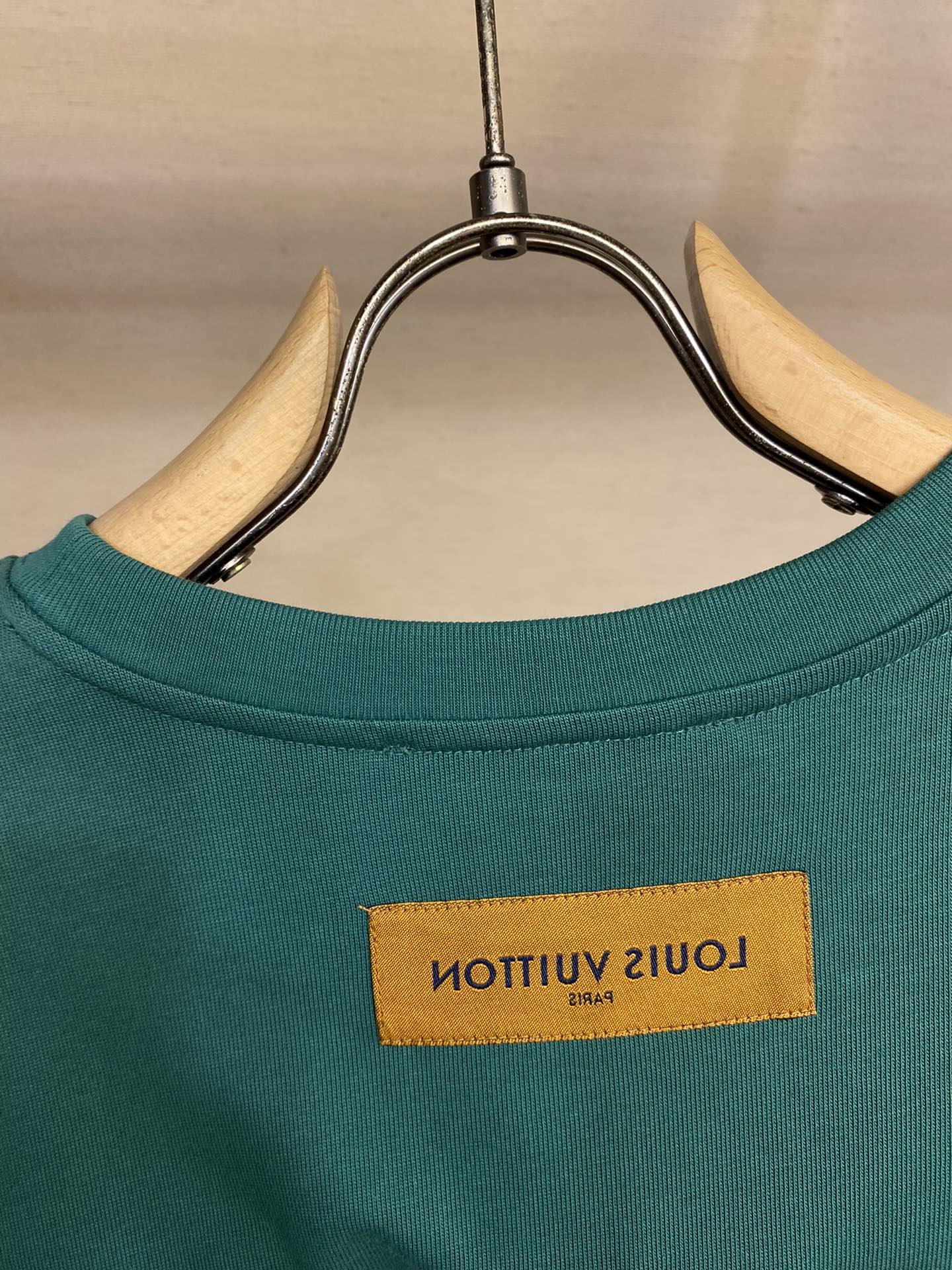 LV TSHIRT - Image 5