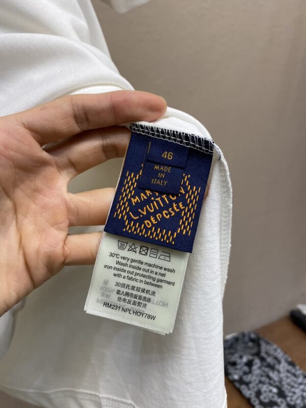 LV TSHIRT - Image 8