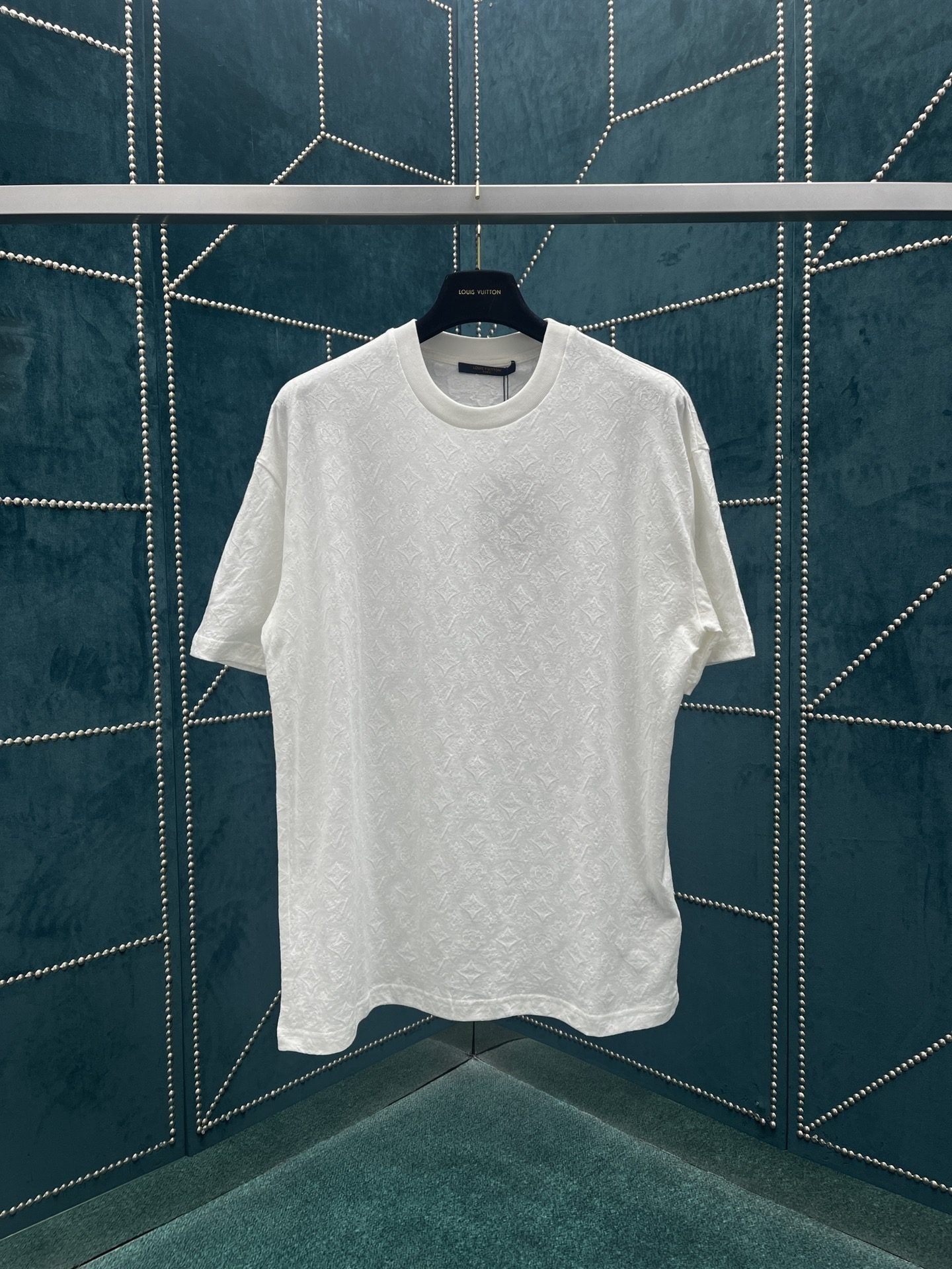 LV TSHIRT - Image 2