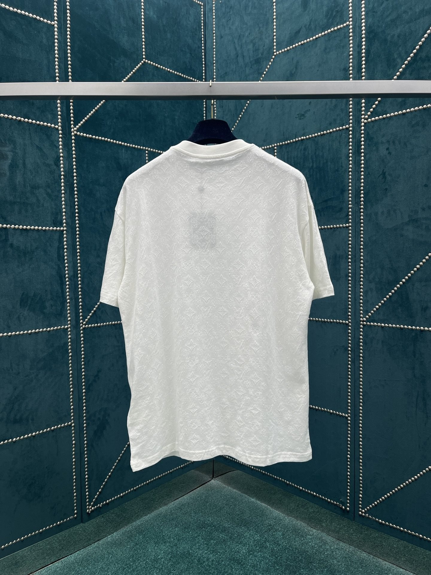 LV TSHIRT - Image 3