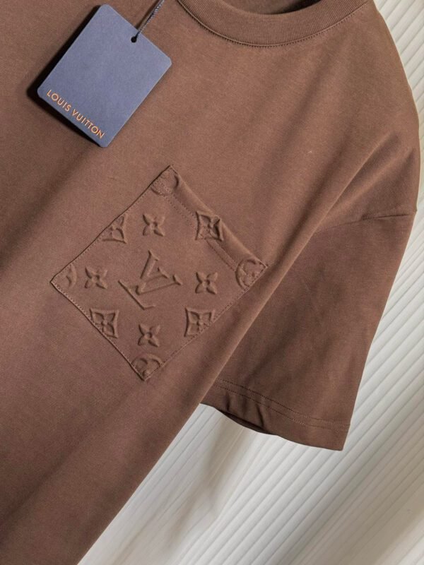 LV TSHIRT - Image 8