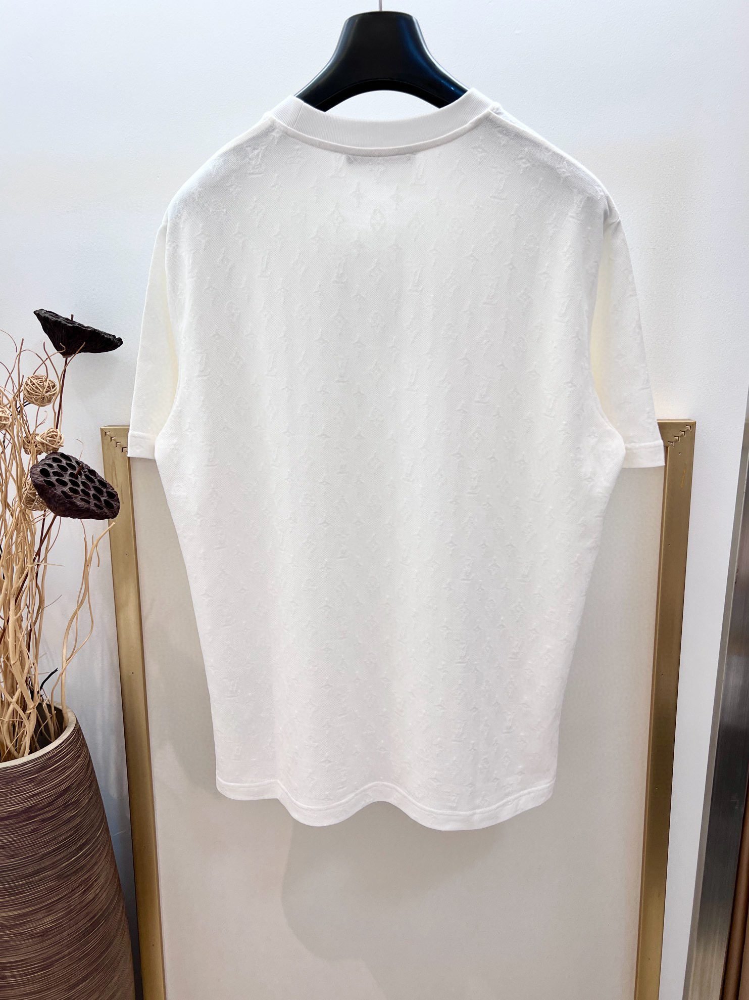 LV TSHIRT - Image 5