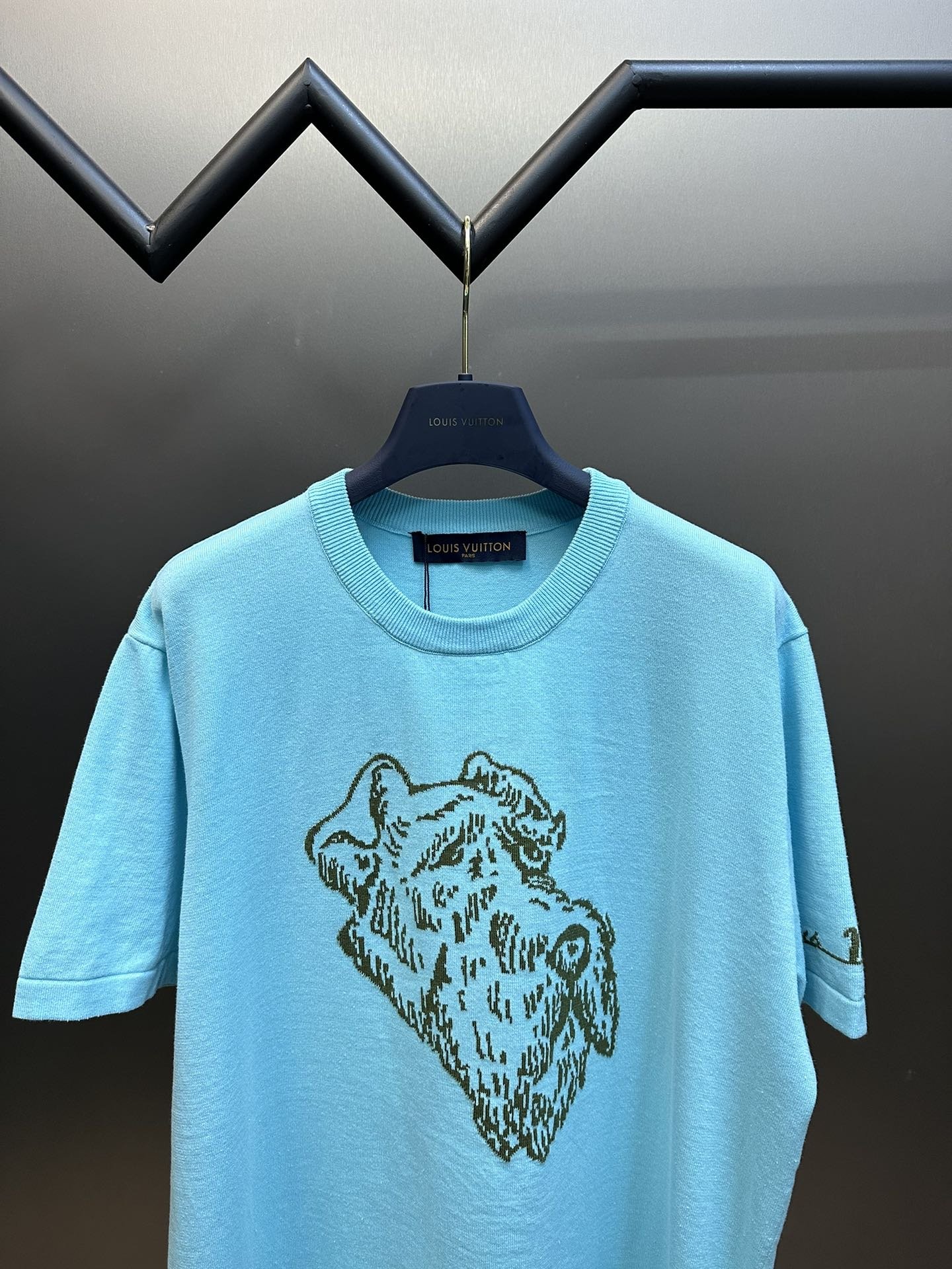 LV TSHIRT - Image 3