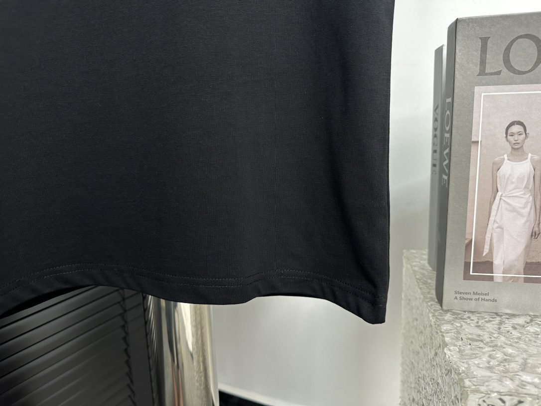 LV TSHIRT - Image 7
