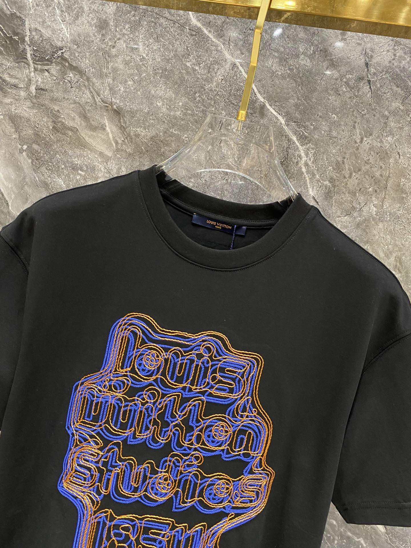 LV TSHIRT - Image 3