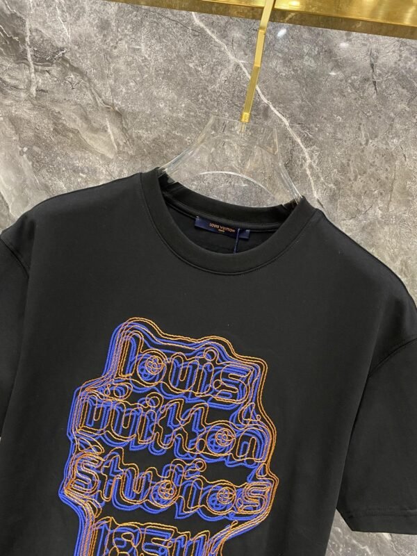 LV TSHIRT - Image 4