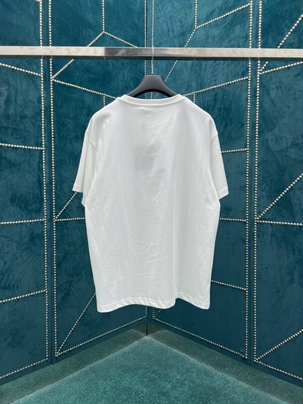 LV TSHIRT - Image 4