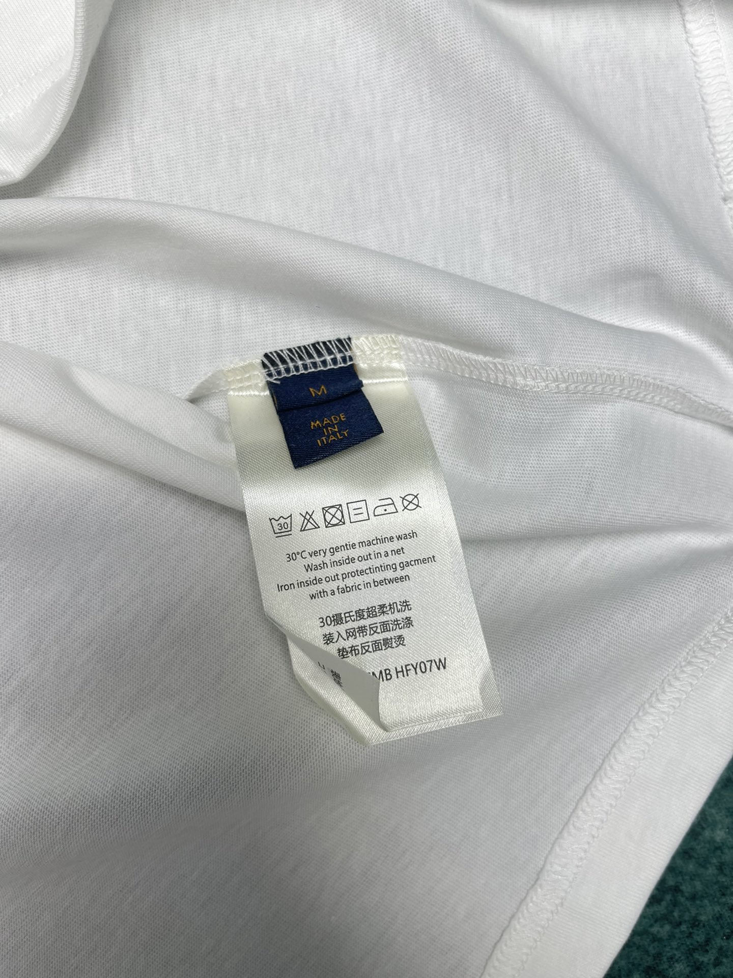 LV TSHIRT - Image 7