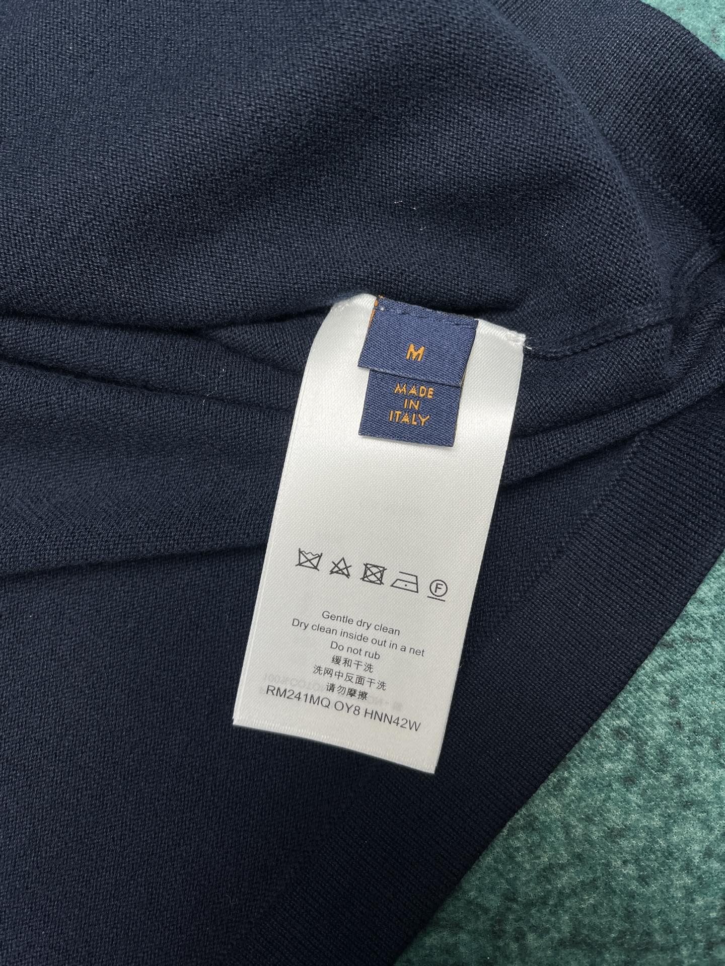 LV TSHIRT - Image 5