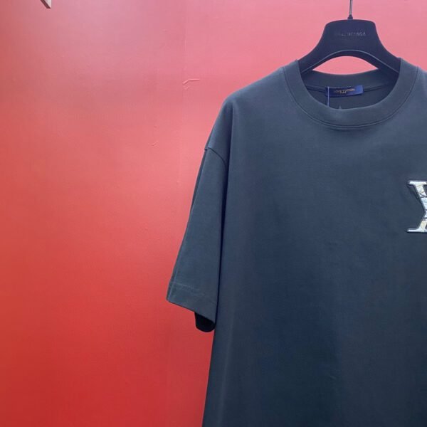 LV TSHIRT - Image 4