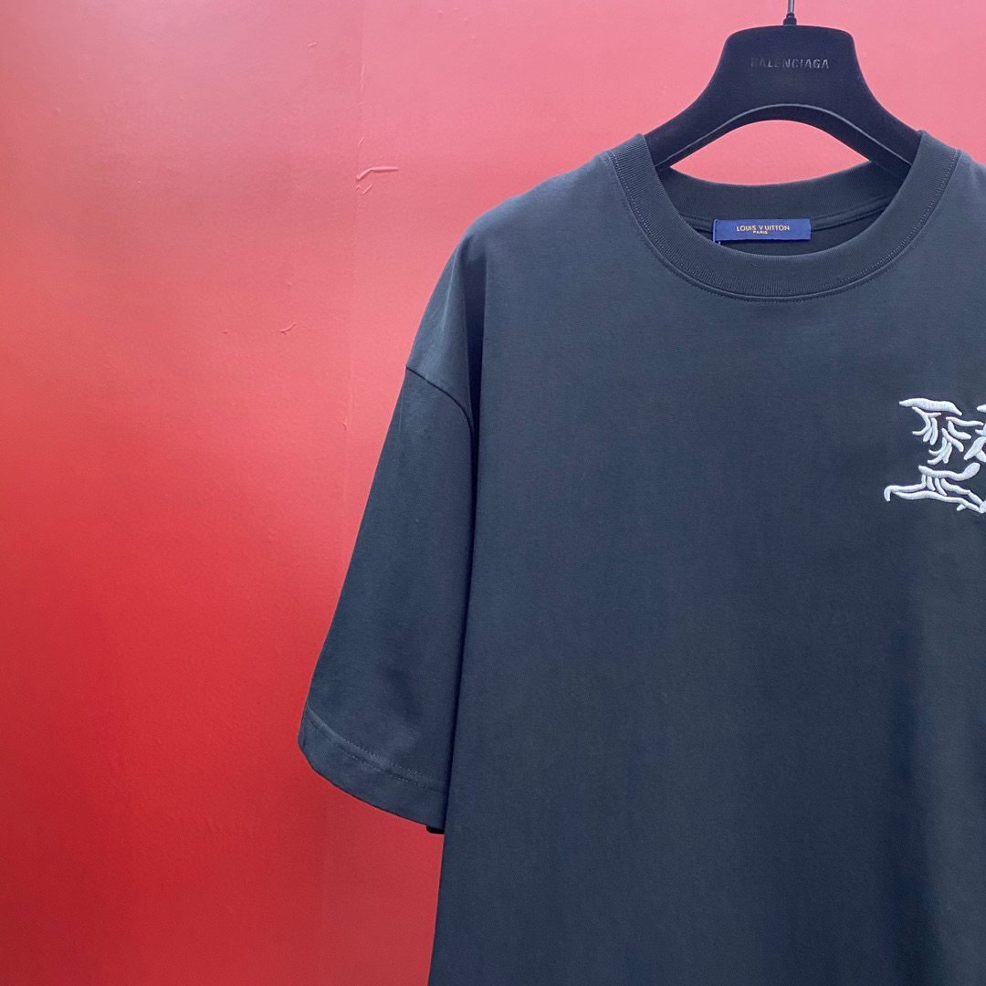 LV TSHIRT - Image 3