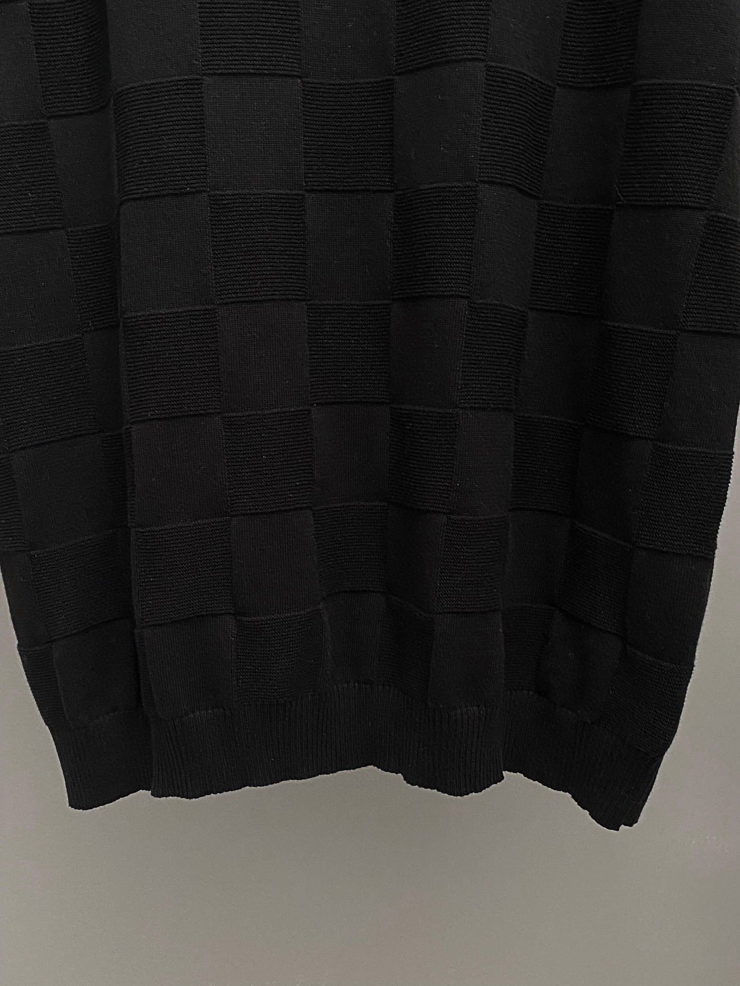LV TSHIRT - Image 7