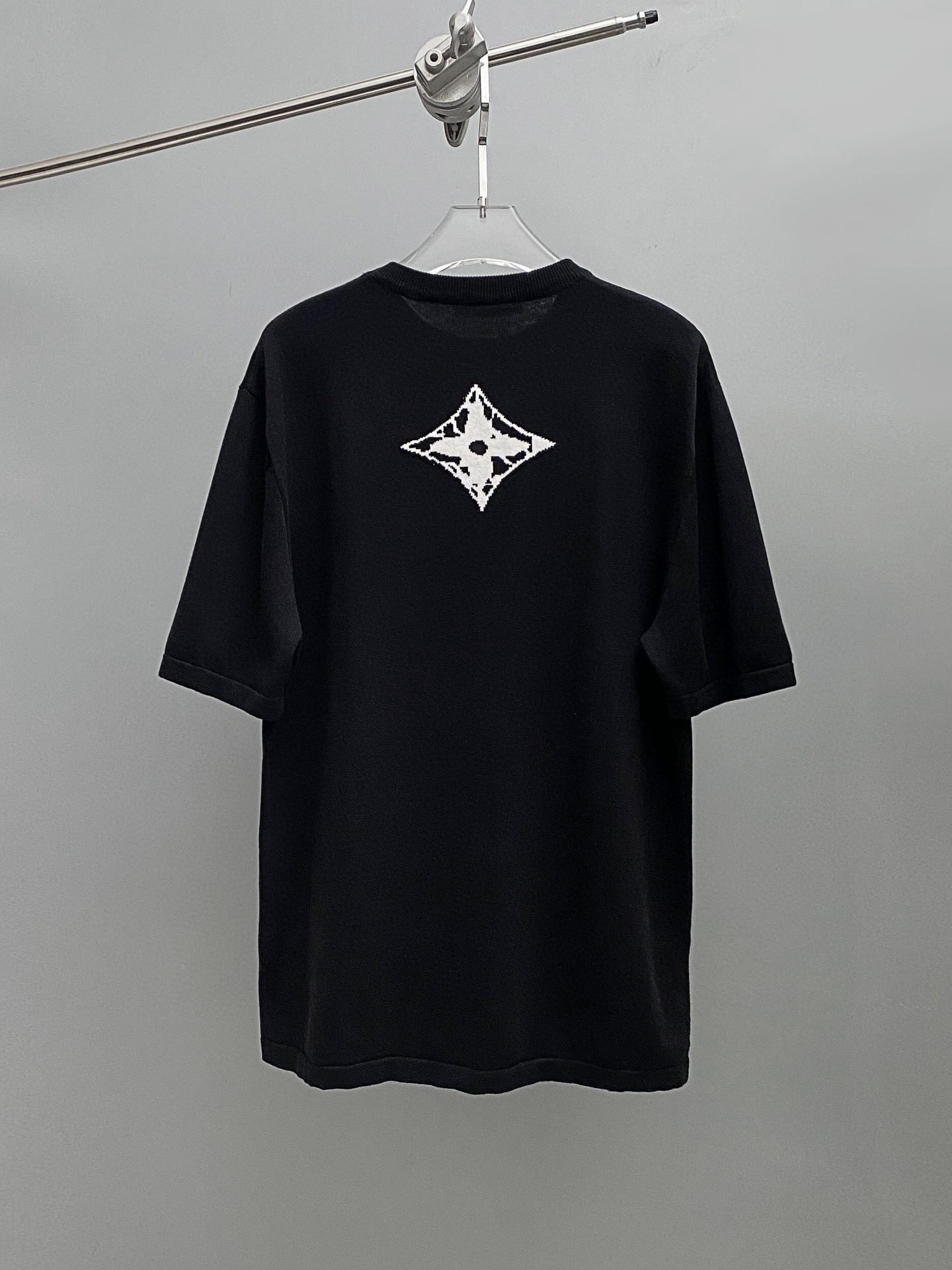 LV TSHIRT - Image 3