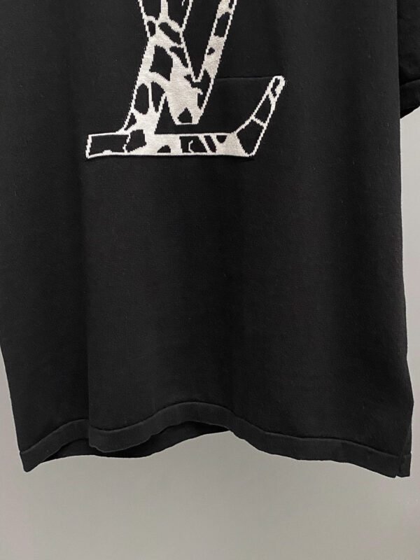 LV TSHIRT - Image 8