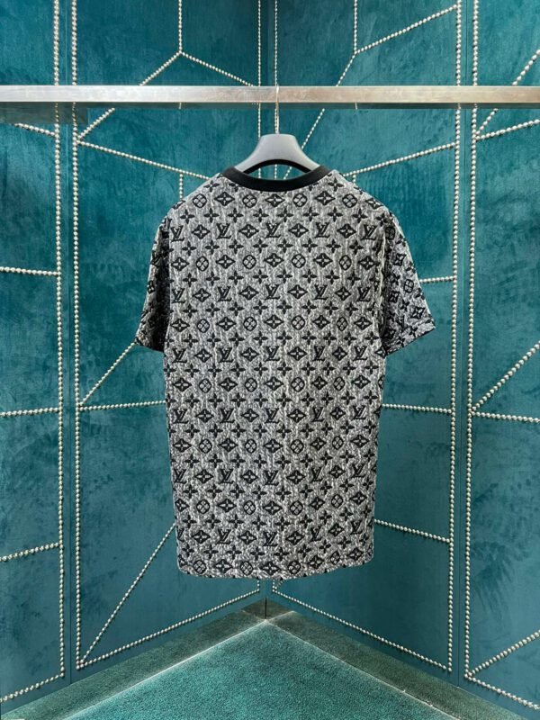 LV TSHIRT - Image 4