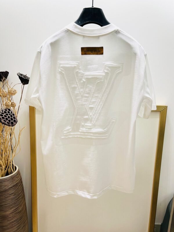 LV TSHIRT - Image 4