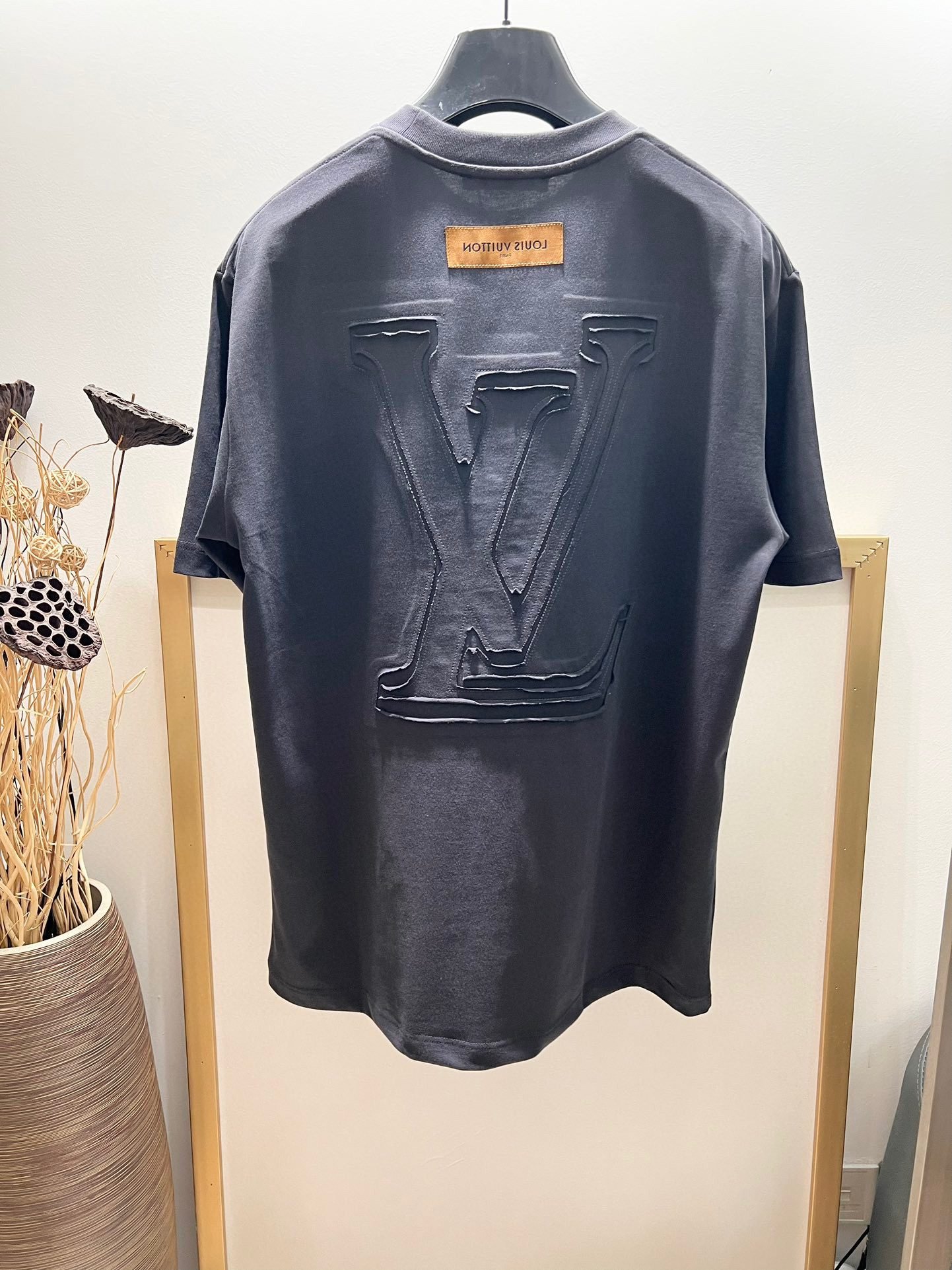 LV TSHIRT - Image 3