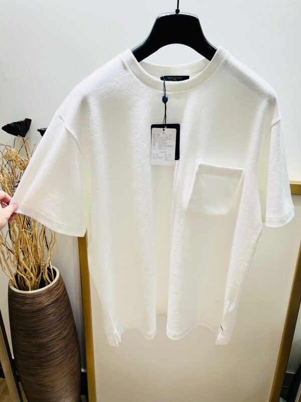 LV TSHIRT - Image 4