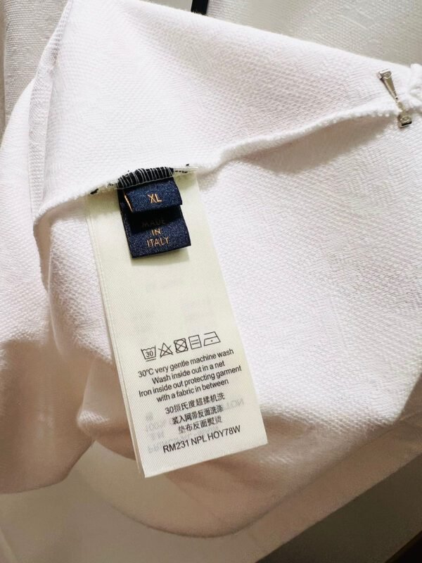 LV TSHIRT - Image 8
