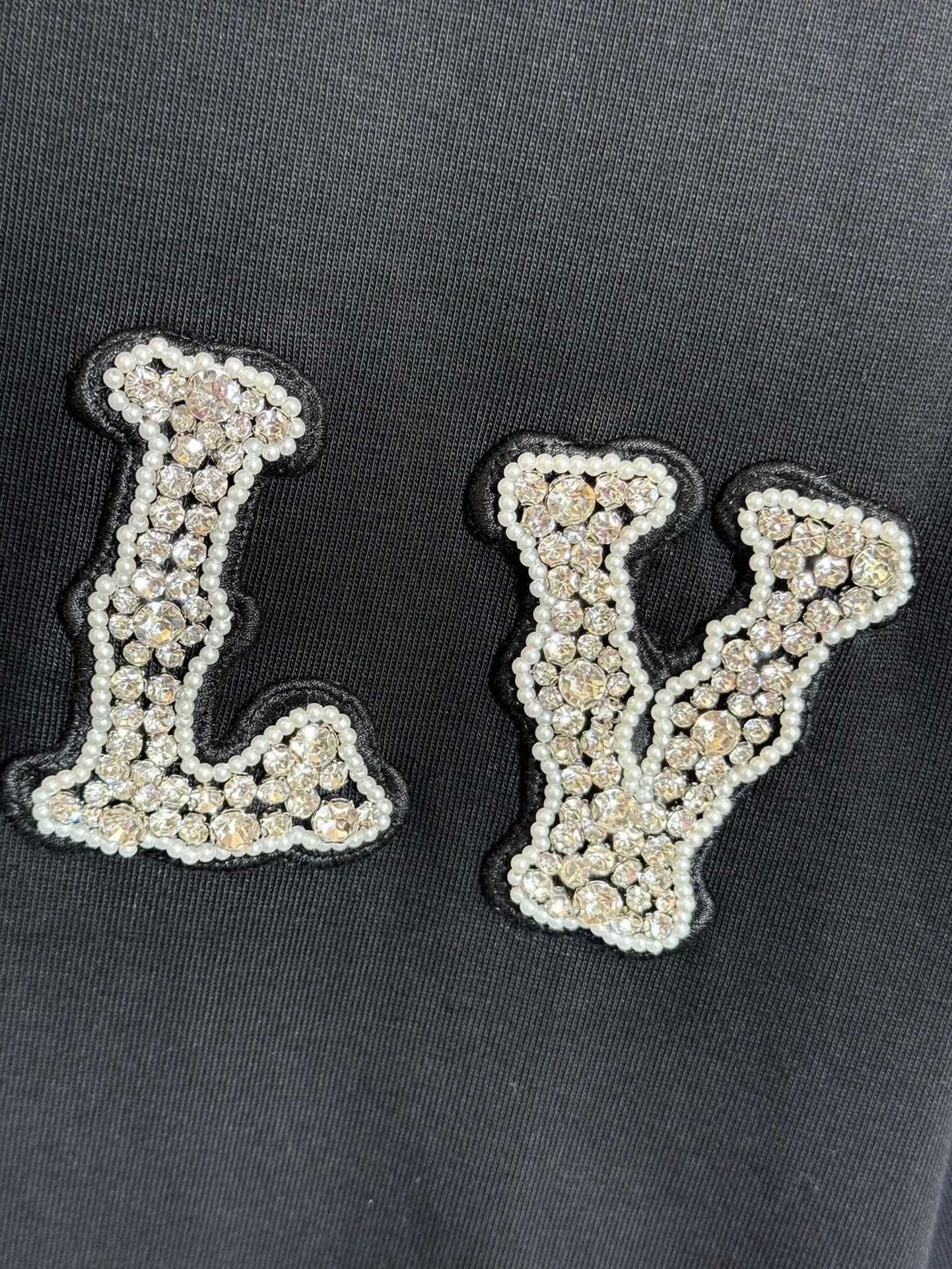 LV TSHIRT - Image 7