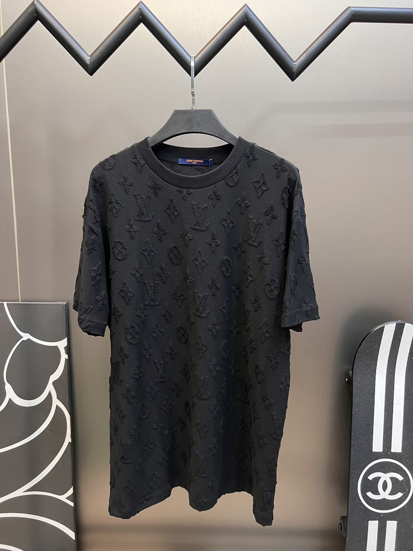LV TSHIRT - Image 2