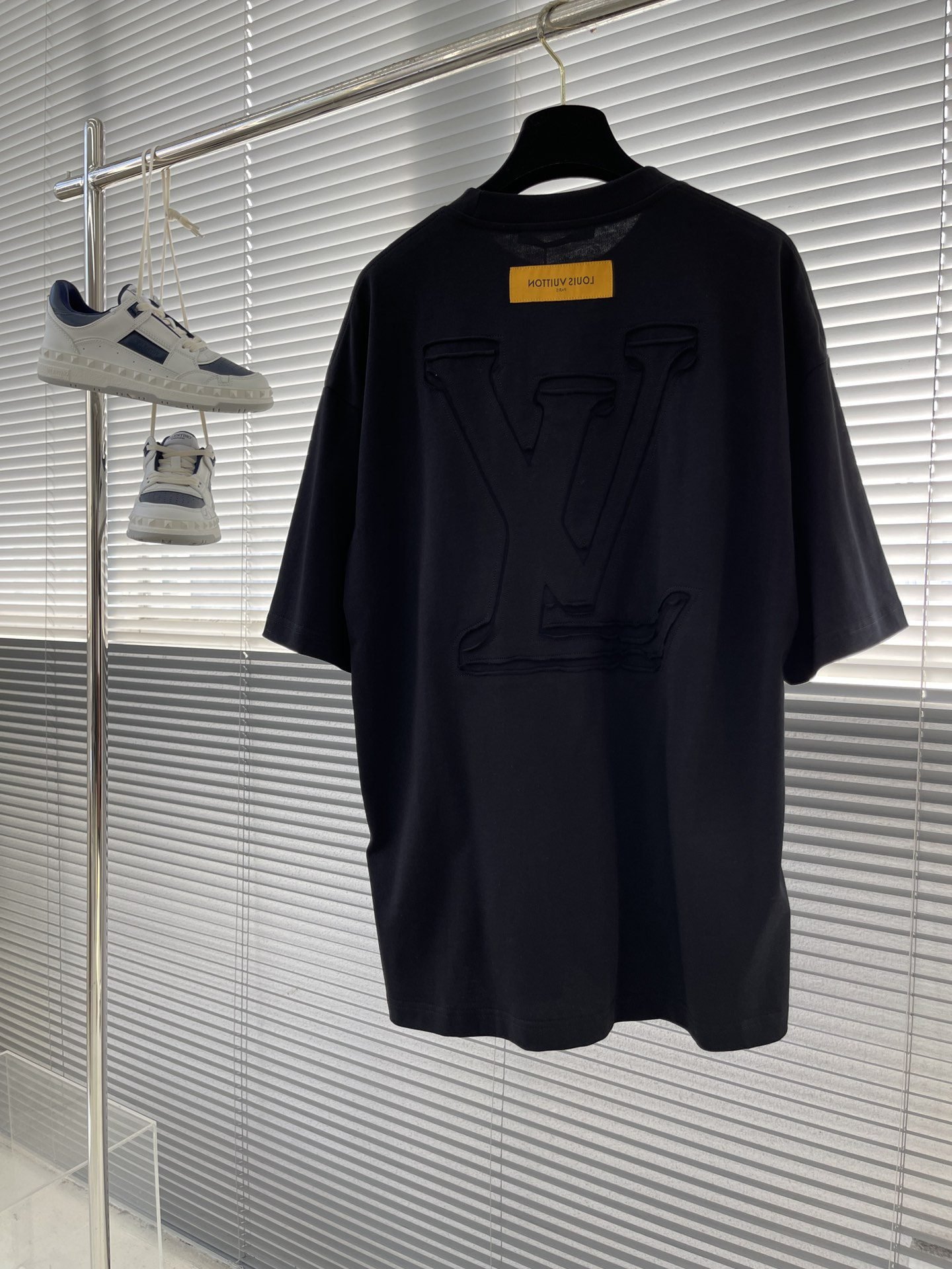 LV TSHIRT - Image 3