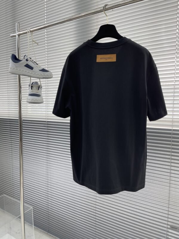 LV TSHIRT - Image 6