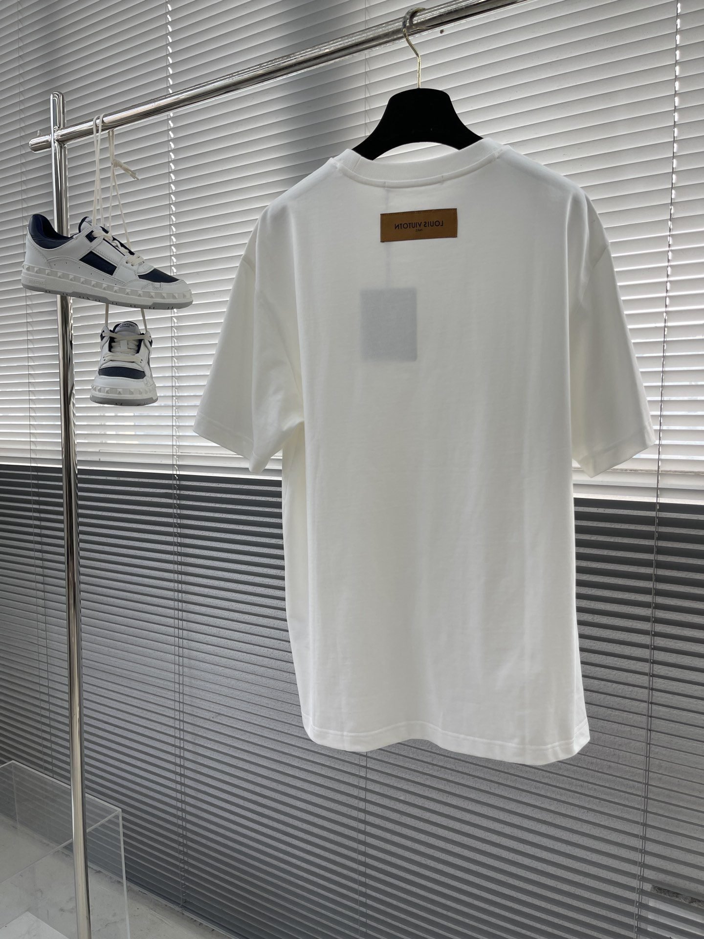 LV TSHIRT - Image 5