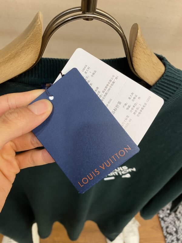 LV TSHIRT - Image 6
