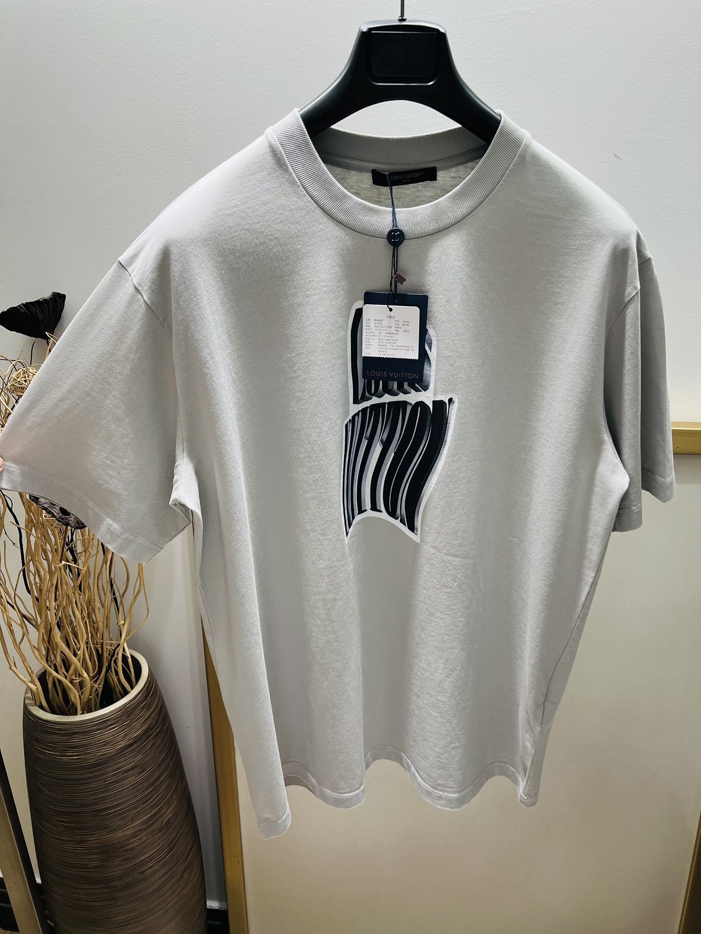 LV TSHIRT - Image 3