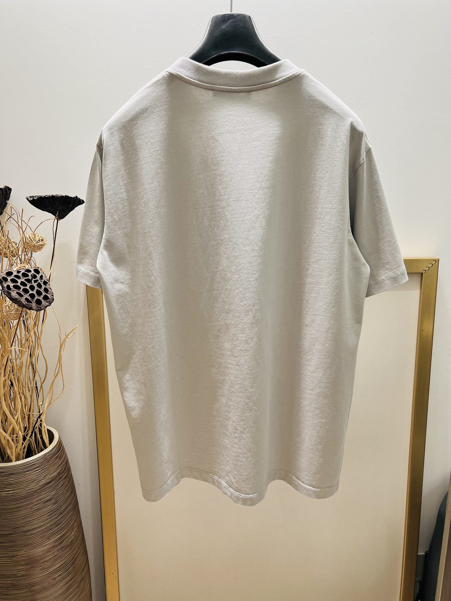 LV TSHIRT - Image 5