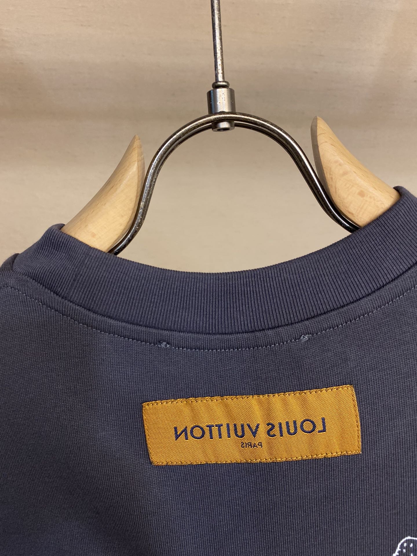 LV TSHIRT - Image 7