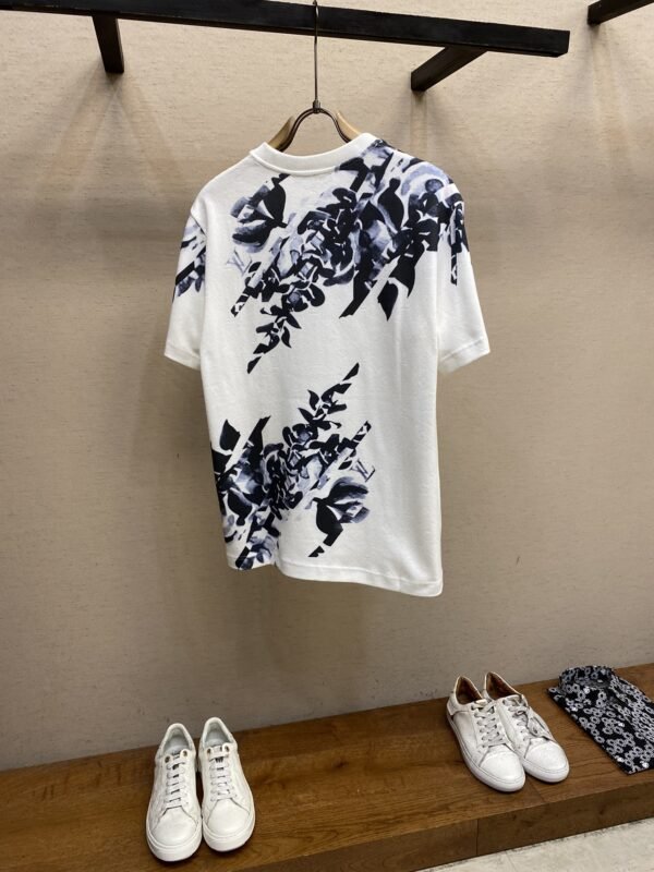 LV TSHIRT - Image 4