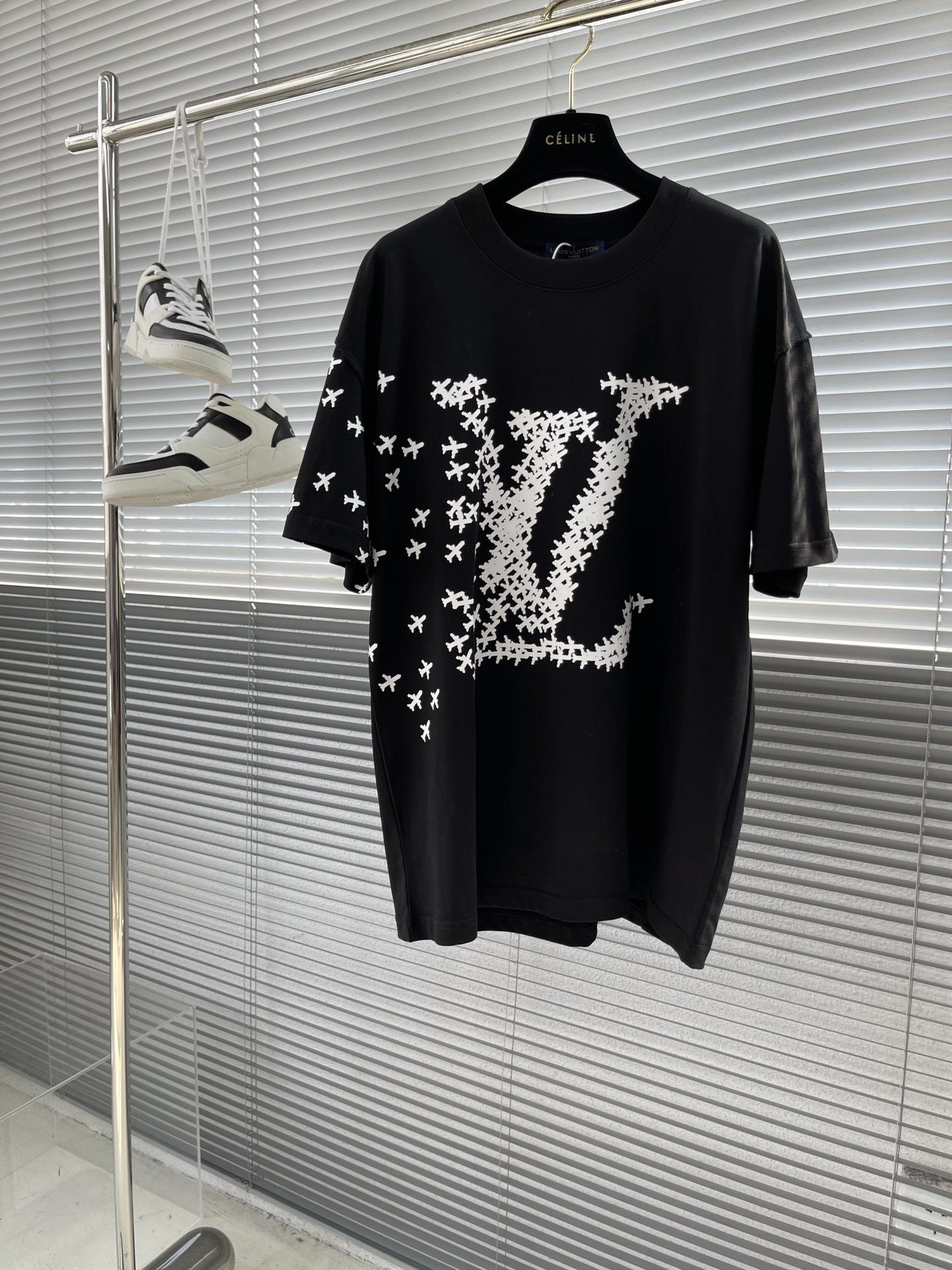 LV TSHIRT - Image 2