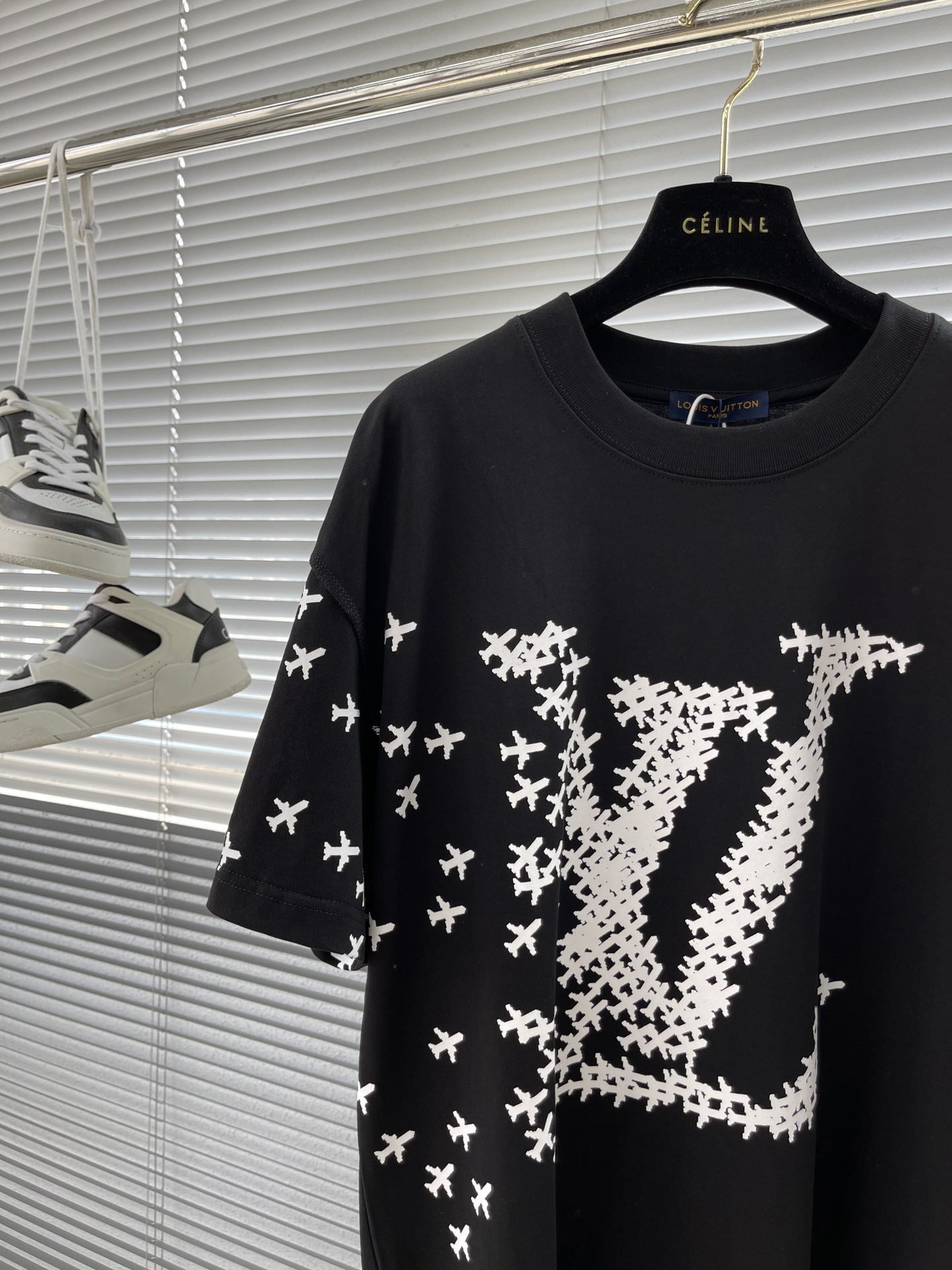 LV TSHIRT - Image 3