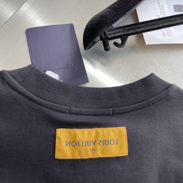 LV TSHIRT - Image 8