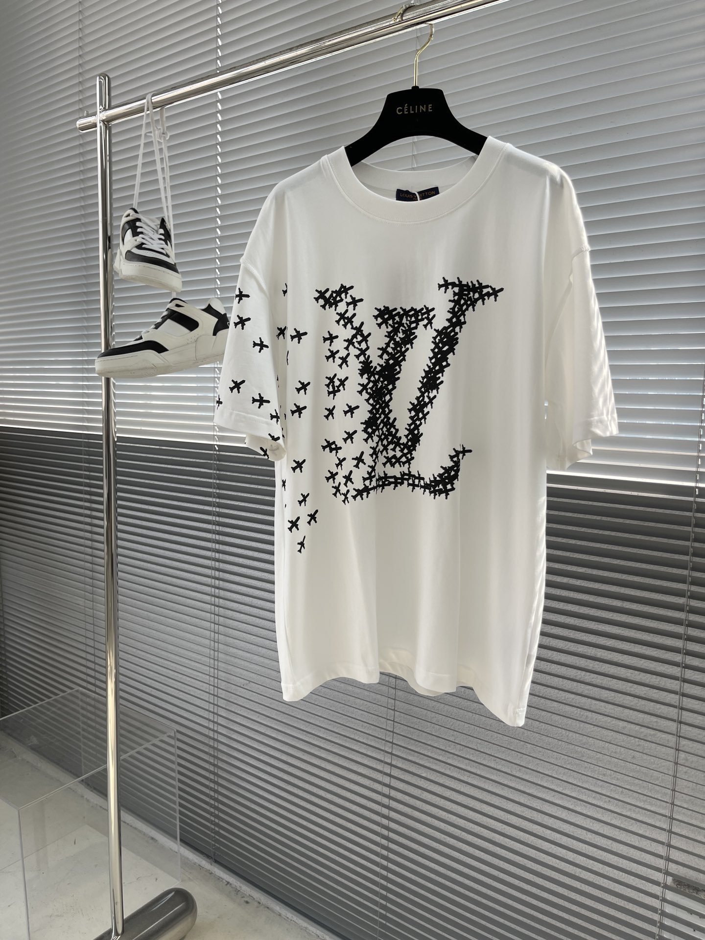 LV TSHIRT - Image 2
