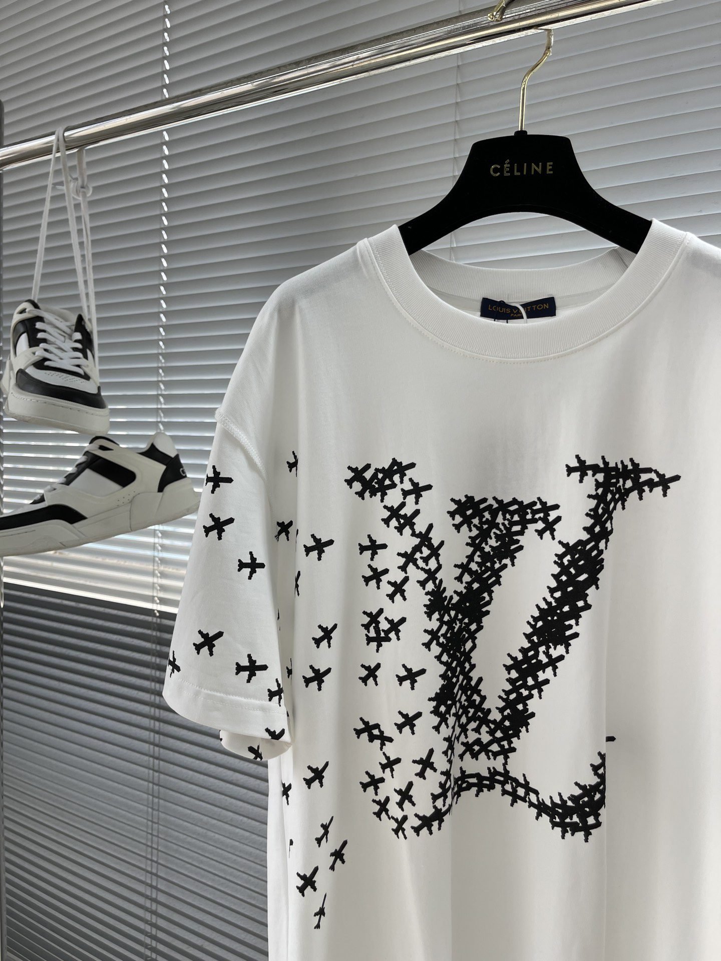 LV TSHIRT - Image 3