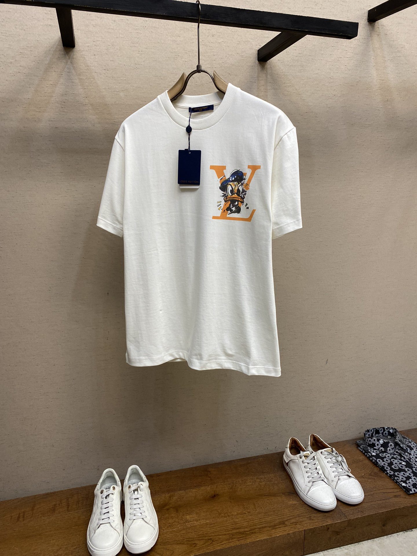 LV TSHIRT - Image 2