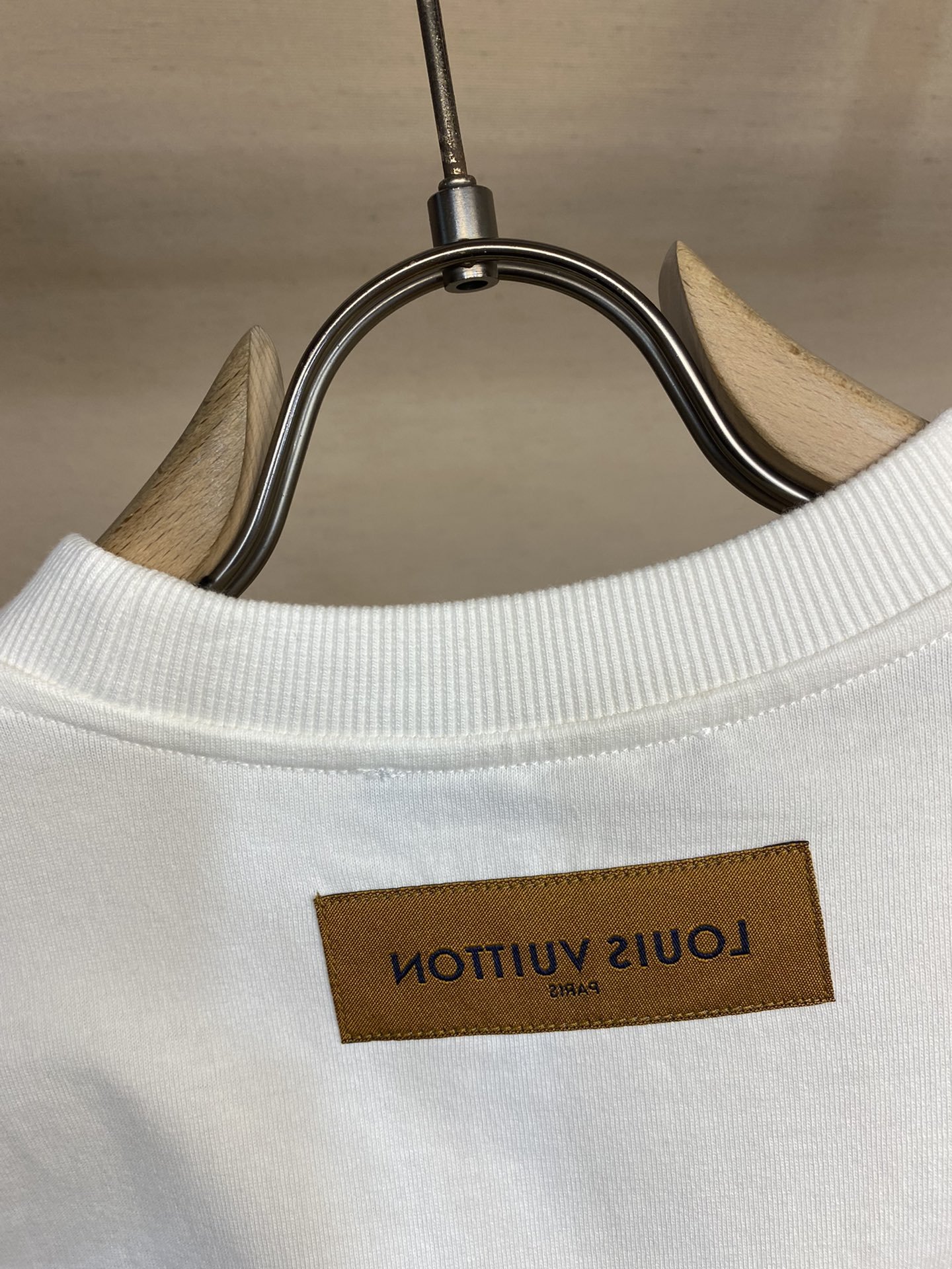 LV TSHIRT - Image 7