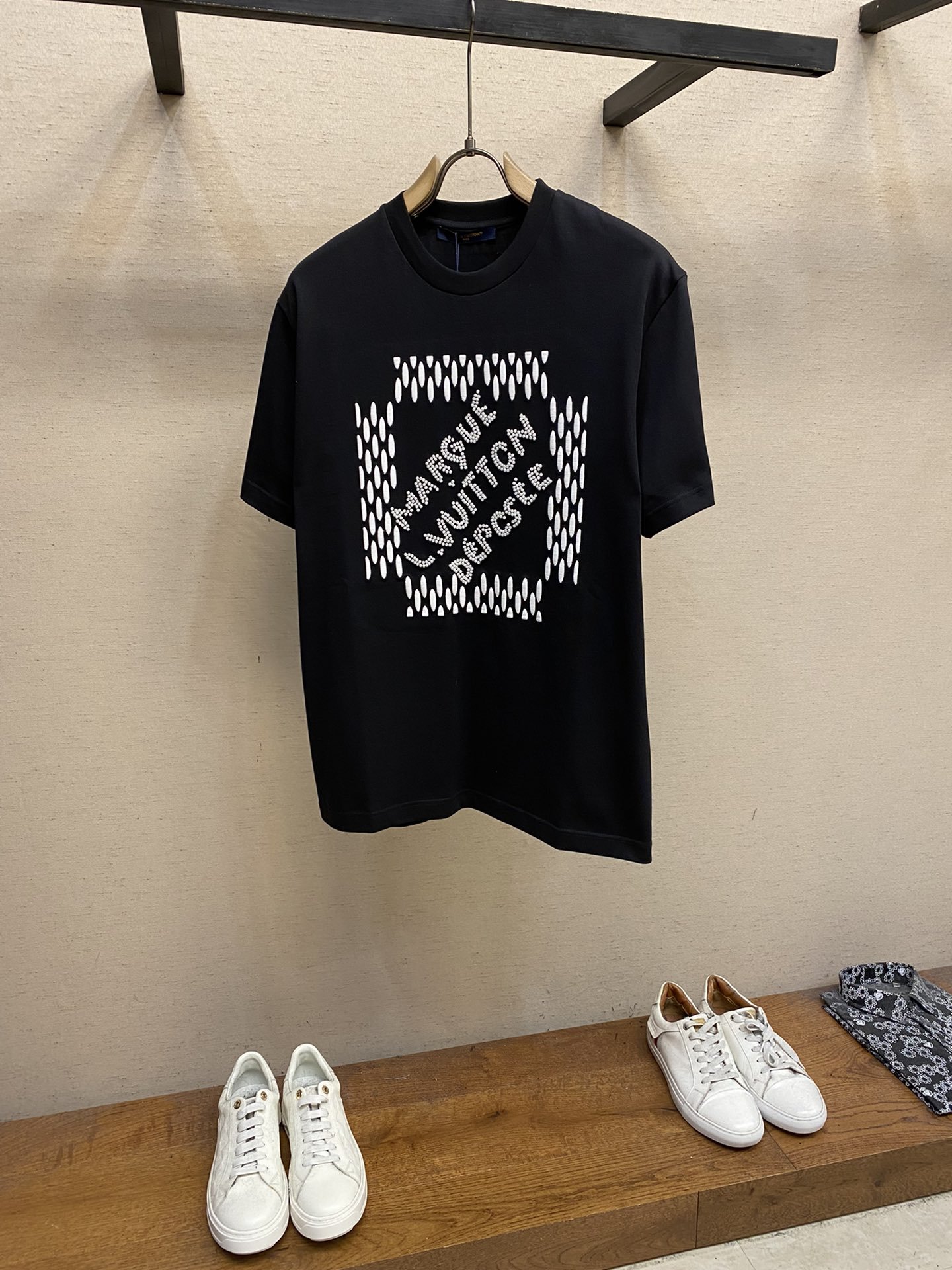 LV TSHIRT - Image 2
